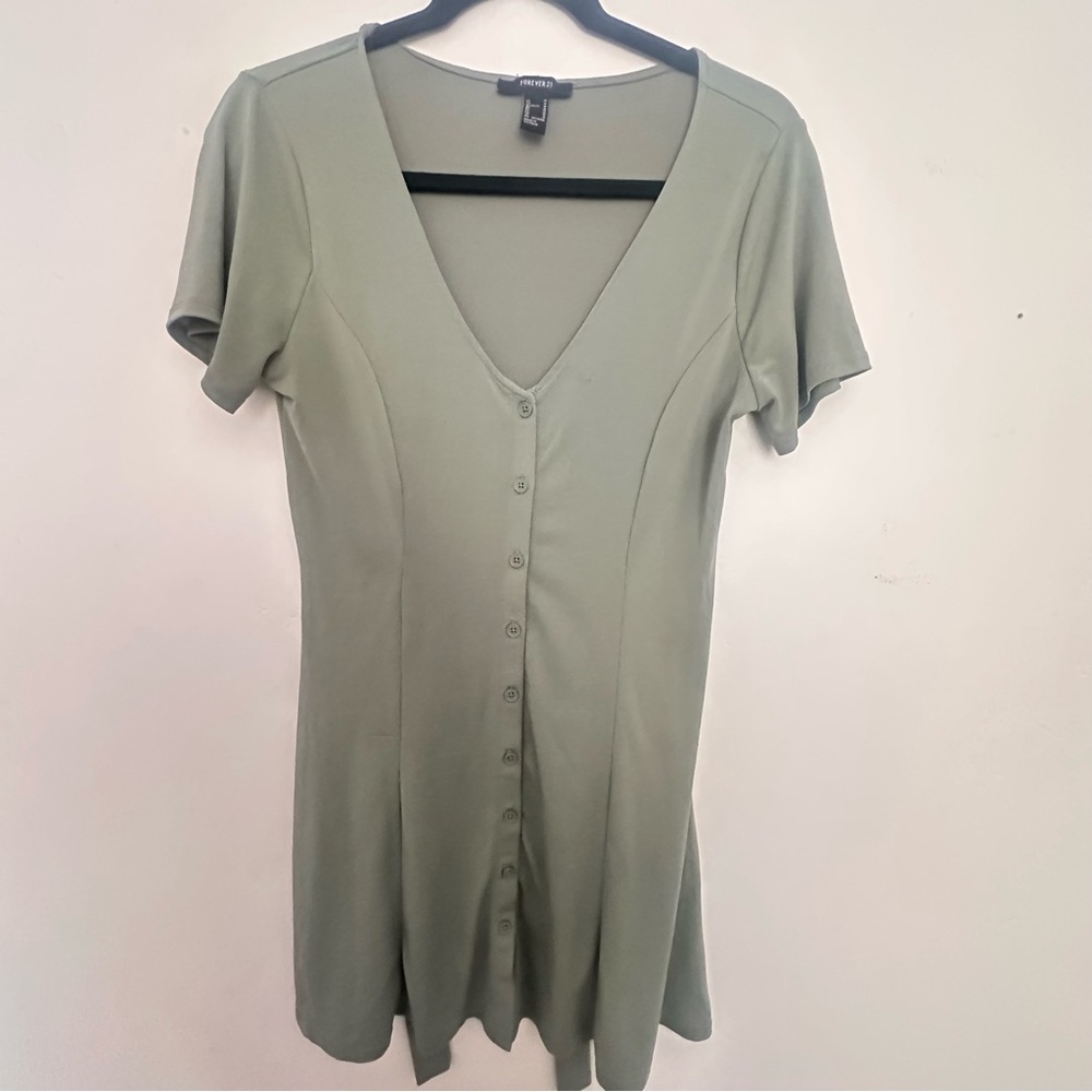 Forever 21 Light Green Button-Down Shirt